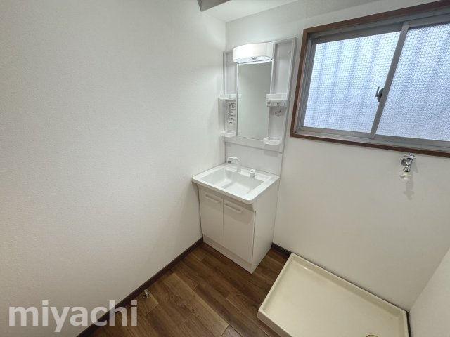 藍住町富吉　3DKの洗面所