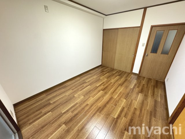 藍住町富吉　3DKの洋室