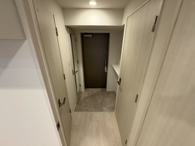 【玄関】 | スプランディッド大阪EAST
