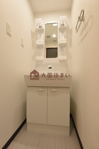 【独立洗面台】 | グランパシフィック桜川west