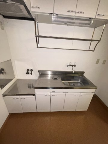 ラヴィール若王寺（旧マンション和光）のキッチン