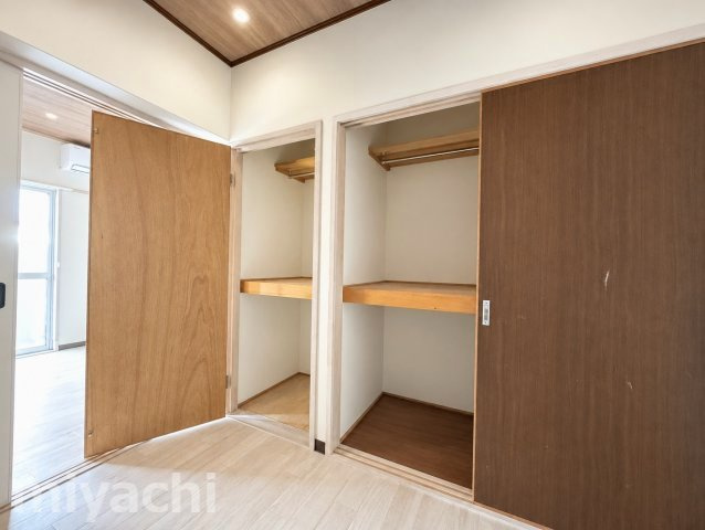 板野郡藍住町矢上字原の賃貸マンションの収納