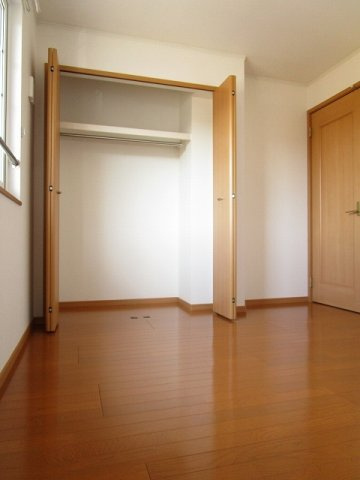 アムールベルＢの収納|こまごまとしたものを収納できそうですね