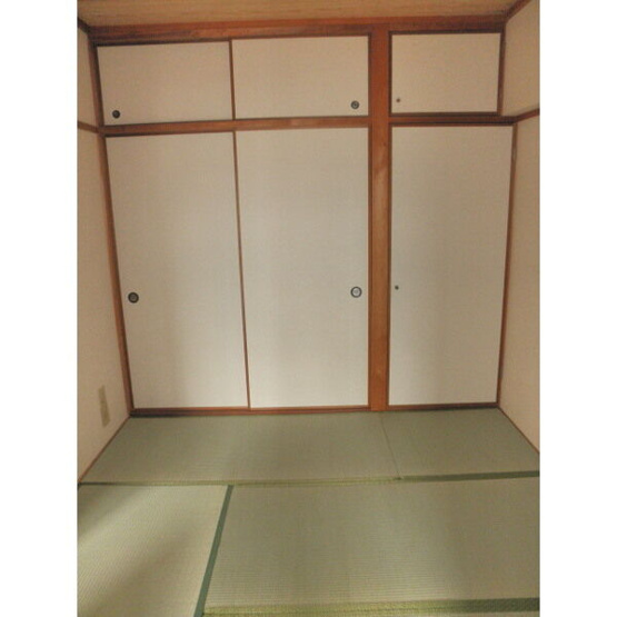 【寝室】