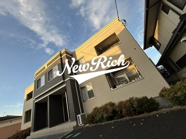 伊勢崎市上諏訪町のアパートの外観