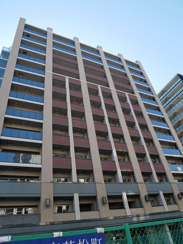 クレヴィア新宿若松町の外観
