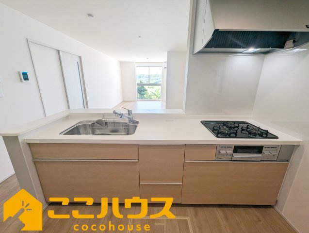金武町金武　リーブルガーデン　新築戸建て　全3棟　3号棟のキッチン|家事のしやすいシステムキッチン