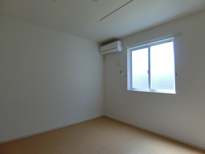 【洋室】 | カーサ　ピネッタ