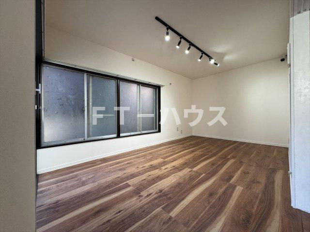 市川市曽谷7丁目戸建ての居間・リビング