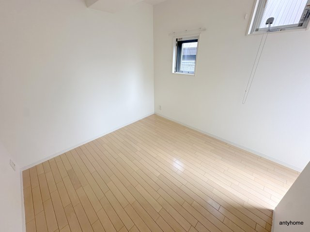CHATEAU NAMBA RIPPLEの居間・リビング