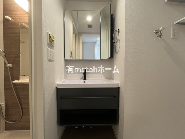 セレニテ蒲生四丁目駅前アリエの洗面所