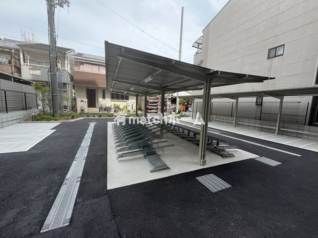 セレニテ蒲生四丁目駅前アリエの駐車場