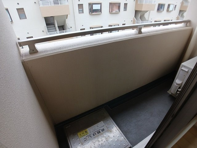 【バルコニー】