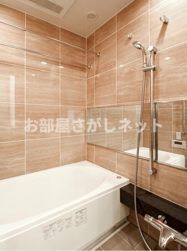 ラ・トゥール新宿グランド【高級賃貸・ブランドマンション】の浴室