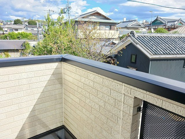 【バルコニー】