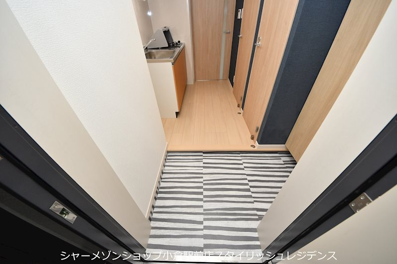 ALISS歯科大前の玄関