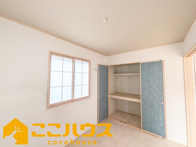 宜野湾市伊佐２丁目　ハートフルタウン　新築戸建て　全６棟　Ａ号棟の和室|和室5帖