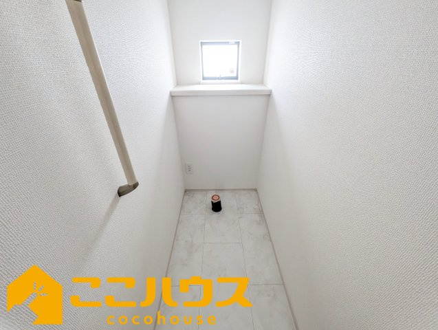 宜野湾市伊佐２丁目　ハートフルタウン　新築戸建て　全６棟　Ａ号棟のトイレ|【トイレ】施行中