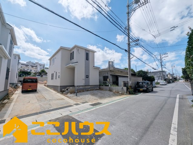 宜野湾市伊佐２丁目　ハートフルタウン　新築戸建て　全６棟　Ａ号棟の前面道路含む現地写真|設計・建設性能評価書取得物件です！
