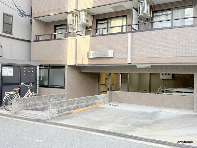 ACTY北堀江のエントランス