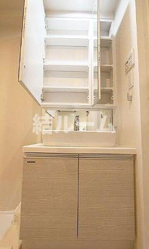 板橋区高島平９丁目の賃貸マンションの洗面所