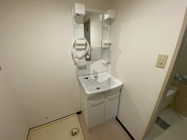 フォーレストコートA棟の独立洗面台