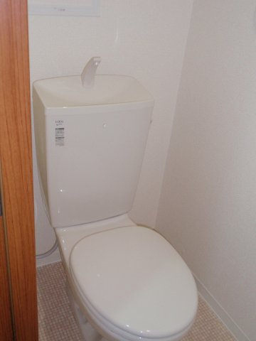 グレース当知のトイレ|※別部屋のお写真で、現況優先と致します。