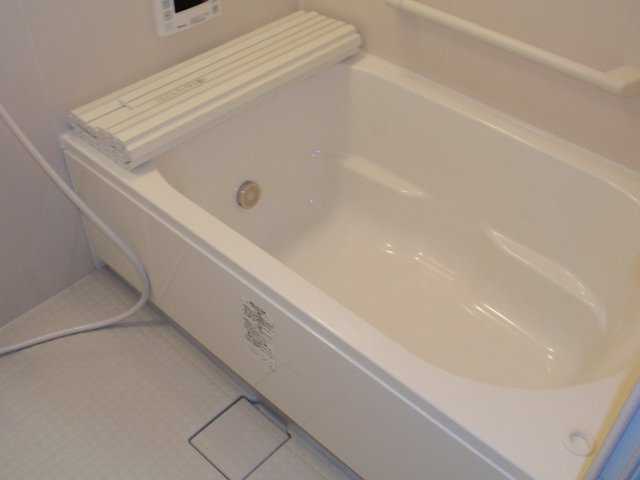 グレース当知の浴室|※別部屋のお写真で、現況優先と致します。