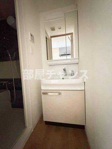 CREST TAPP浅間町の独立洗面台