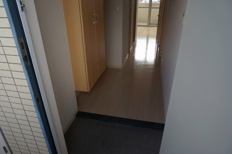 ラフィール の玄関