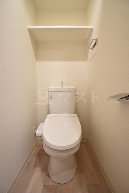 プレサンス松屋町ヴェルデスのトイレ