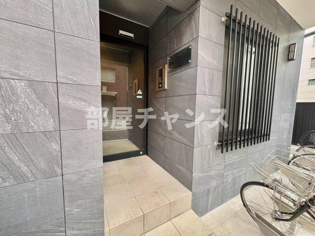名古屋市中区橘１丁目の賃貸マンションのエントランス