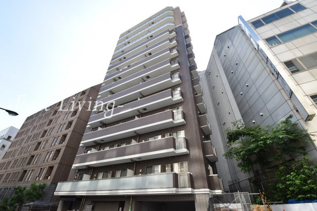 千代田区九段南２丁目の賃貸マンションのエントランス