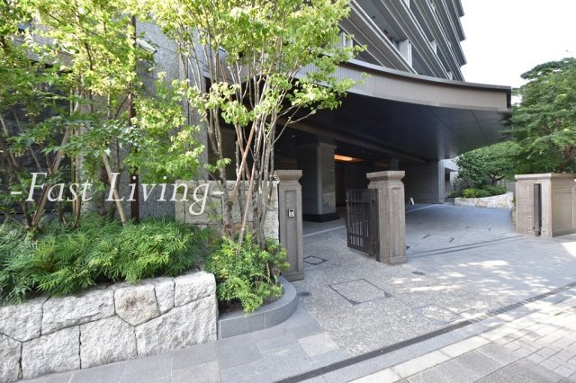 千代田区三番町の賃貸マンションの外観