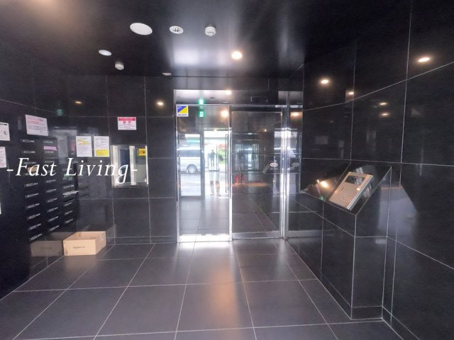 リヴシティ一番町のエントランス