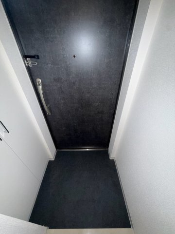 アドバンス神戸マリスⅠの玄関