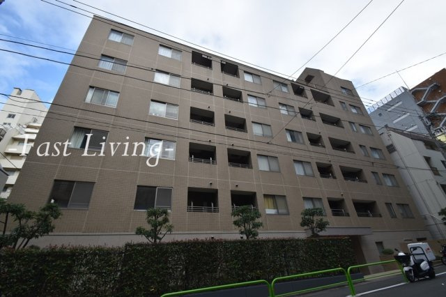 千代田区麹町２丁目の賃貸マンションの外観