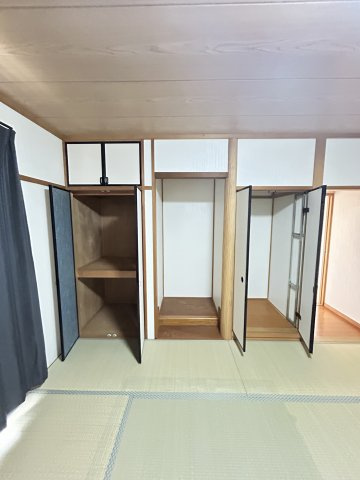 イズミハイツの収納|大きなものも収納できそうです