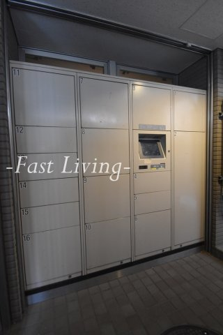 千代田区麹町１丁目の賃貸マンションのロビー