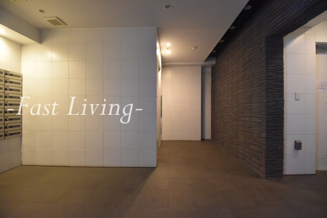 千代田区九段南３丁目の賃貸マンションのロビー