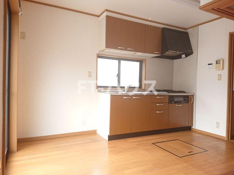 芝山7丁目戸建のキッチン