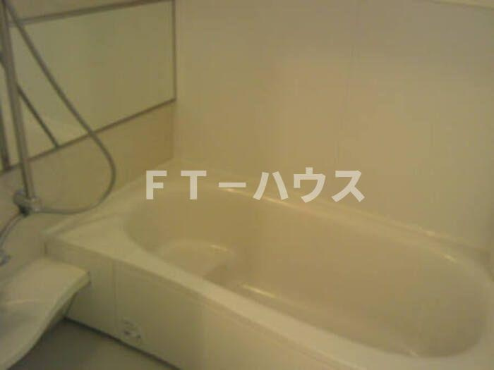 ボヌールの浴室