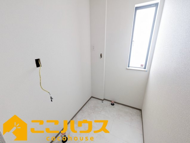 宜野湾市伊佐２丁目　ハートフルタウン　新築戸建て　全６棟　C号棟の独立洗面台|【洗面台】施行中