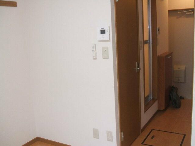 【玄関】 | ハイツ桐原