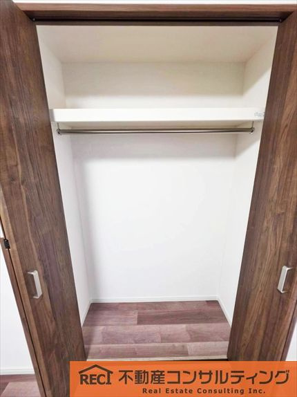 本山ロイヤルマンションの外観