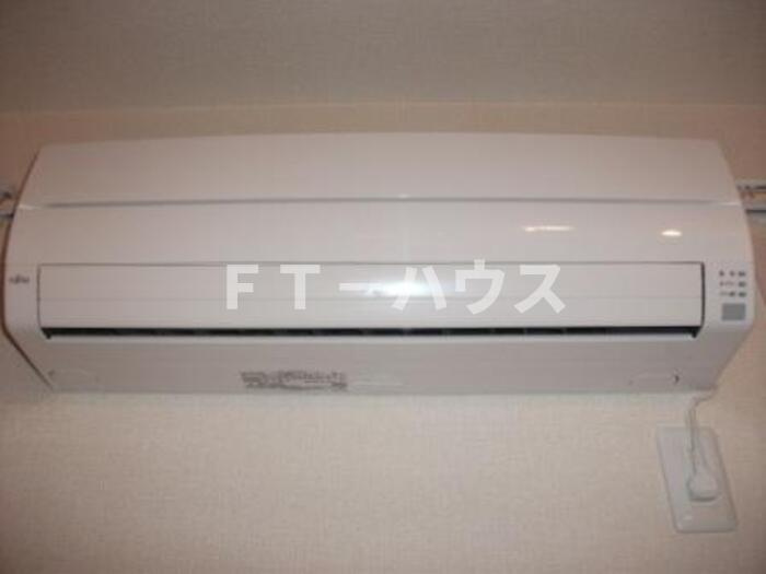 ロイヤルヒルズMの設備|ロイヤルヒルズＭ エアコン