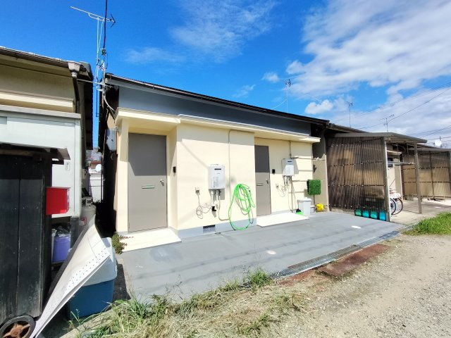 佐紀町平屋