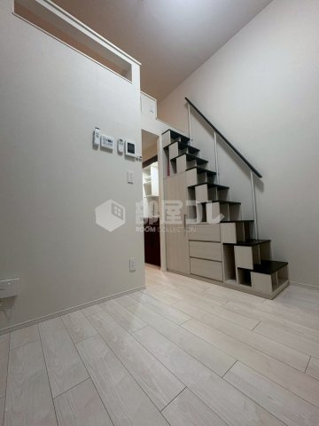 Villa Ailes平和台の居間・リビング