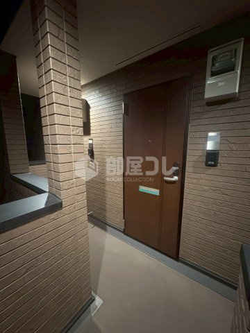 Villa Ailes平和台の玄関
