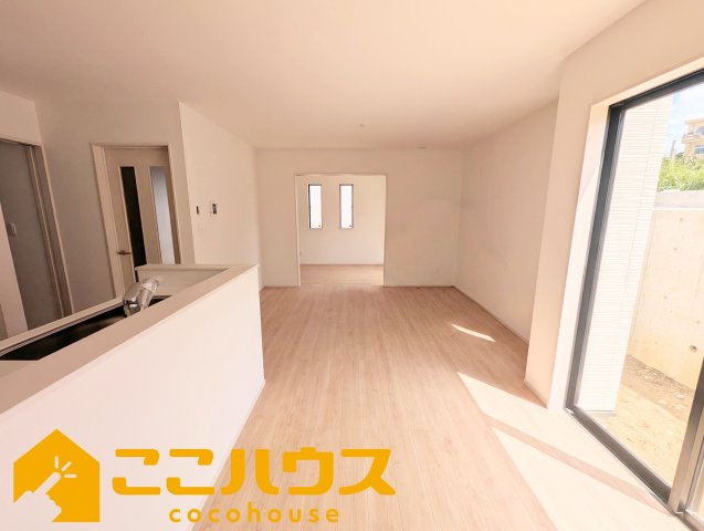 宜野湾市伊佐２丁目　ハートフルタウン　新築戸建て　全６棟　E号棟の居間・リビング|LDK15.25帖
